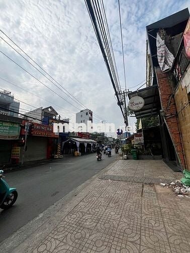 CHo thuê nhà mặt tiền đường Hậu giang 8x25m 5L có thang máy