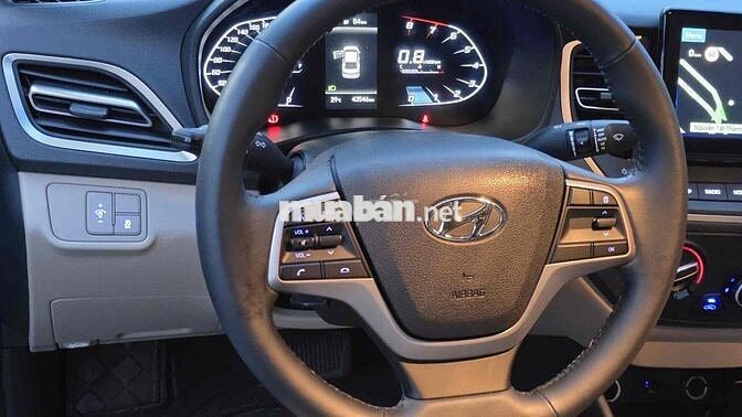 Hyundai Accent 2023 1.4 AT - 40000 km