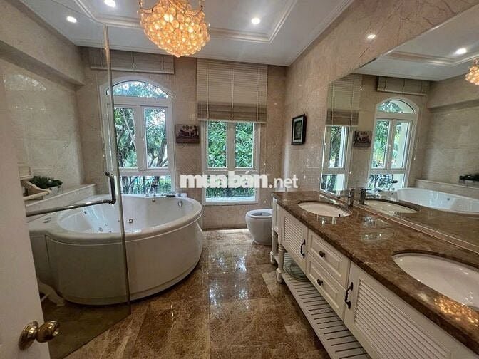 🌿 Biệt thự Mỹ Tú 2 Phú Mỹ Hưng – 18x20m, 3 tầng 💵 4.500$/tháng