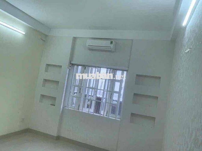 Cho thuê nhà MT đường Nội Bộ Bình Phú 2 P10 Q6