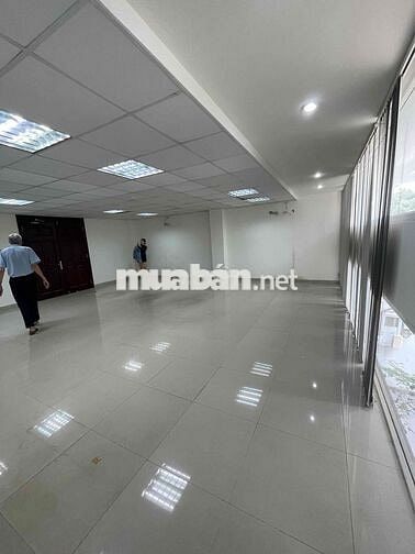 Sàn VP 50m ngay MT đường số Lâm Văn Bền
