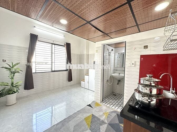 PHÒNG MỚI CÓ GÁC CỬA SỔ TRỜI - 5 PHÚT ĐH VĂN HIẾN