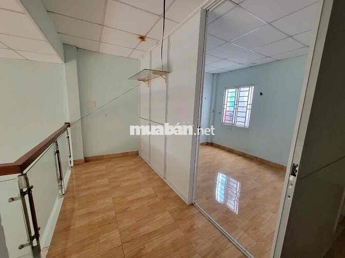 NGANG ĐẸP 6,5M HIỆP THÀNH 13 DIỆN TÍCH LỚN HẺM XE HƠI VÀO NHÀ GIÁ RẺ