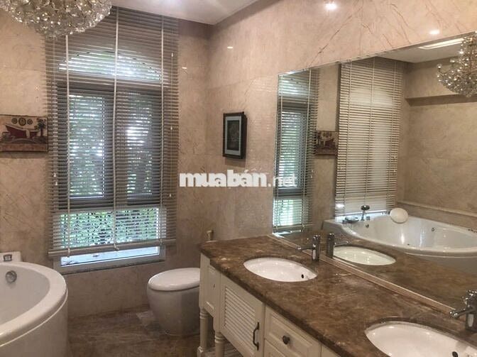 🌿 Biệt thự Mỹ Tú 2 Phú Mỹ Hưng – 18x20m, 3 tầng 💵 4.500$/tháng