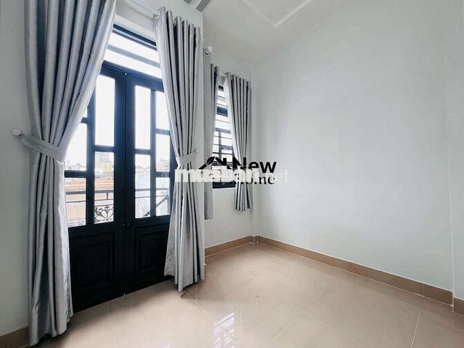 NHÀ CHÍNH CHỦ MỚI 3 TẦNG CẦN BÁN HXH