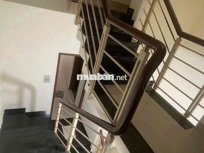 Cho thuê nhà MT đường Nội Bộ Bình Phú 2 P10 Q6
