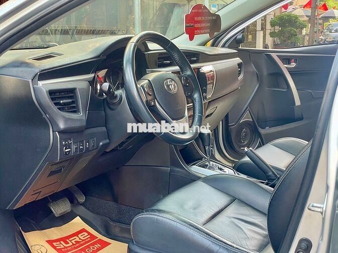 Toyota Corolla Altis 2014 2.0V - 109000 km