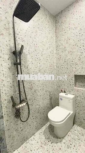 nhà mới đẹp hẻm/ cao đạt - 5 phòng - full nội thất