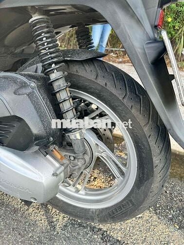 Chính chủ bán SH 150 ABS - Đk 12/12/2017