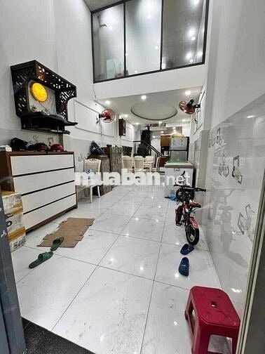 Hẻm1/ - xe hơi đậu cổng - 2 Tầng -32m2 -Lê trọng tấn 2Pn,2vs, Giá 3.x
