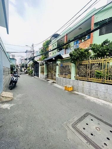 Bán nhà rẻ hẻm xe hơi (4x18) 379/ Quang Trung p10 Gò Vấp (UBND QUẬN )