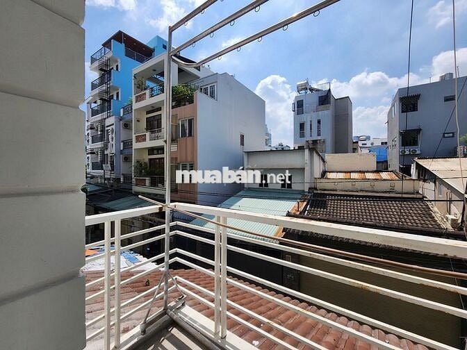 TRỌ FULL NỘI THẤT - BAN CÔNG - MÁY GIẶT RIÊNG - HẺM LỚN