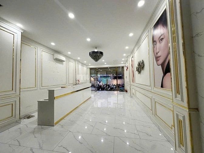 Cho thuê nhà mặt tiền Huỳnh Văn Bánh, Phường 11, Quận Phú Nhuận