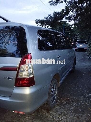 Toyota Innova 2016 2.0G - 250000 km