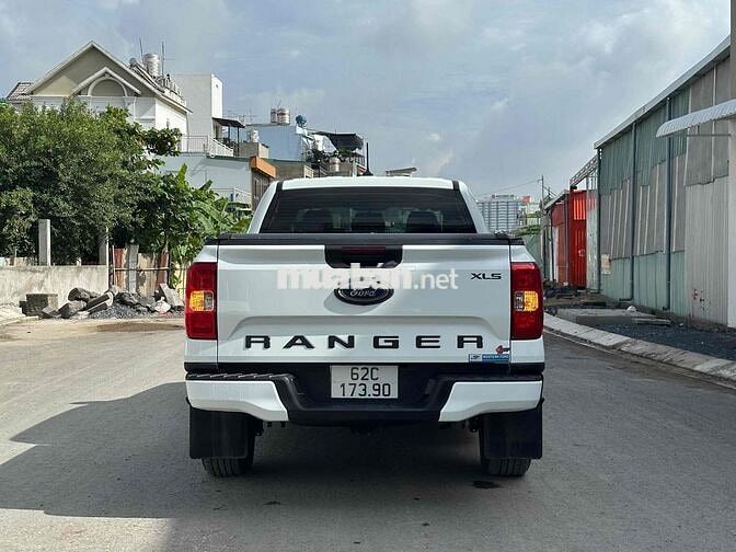Ford Ranger XLS 2023 - Bảo Hành Hãng Đến 2026