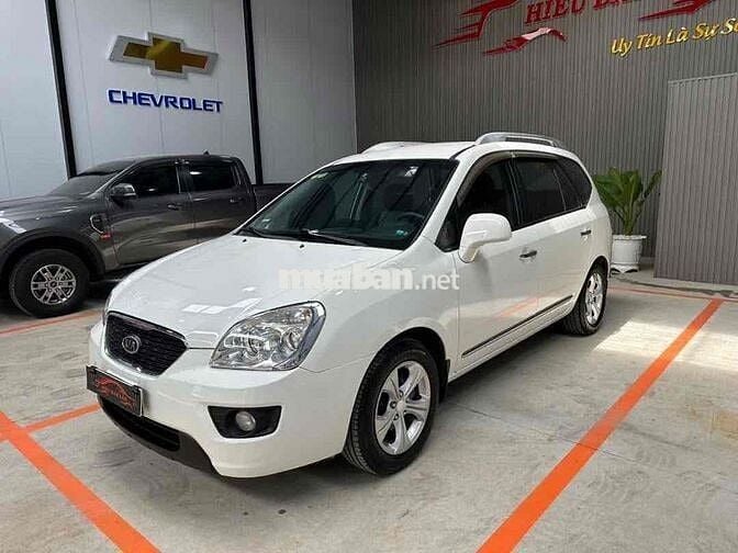 Kia Carens 2015 MT