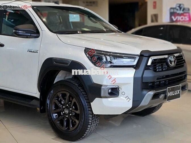 Toyota Hilux Adventure 2.8L 4x4 AT 2025