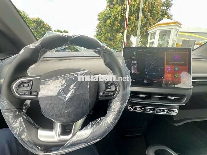 VinFast VF6 Eco 2025
