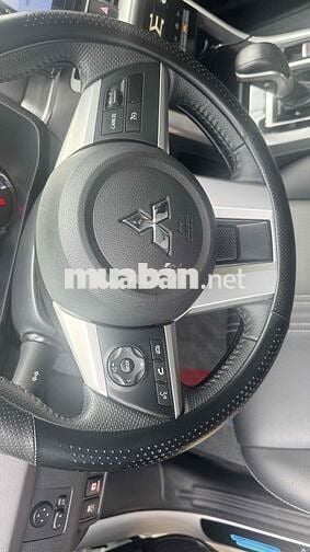 Mitsubishi Xpander 2024 Premium 1.5 AT - 14000 km