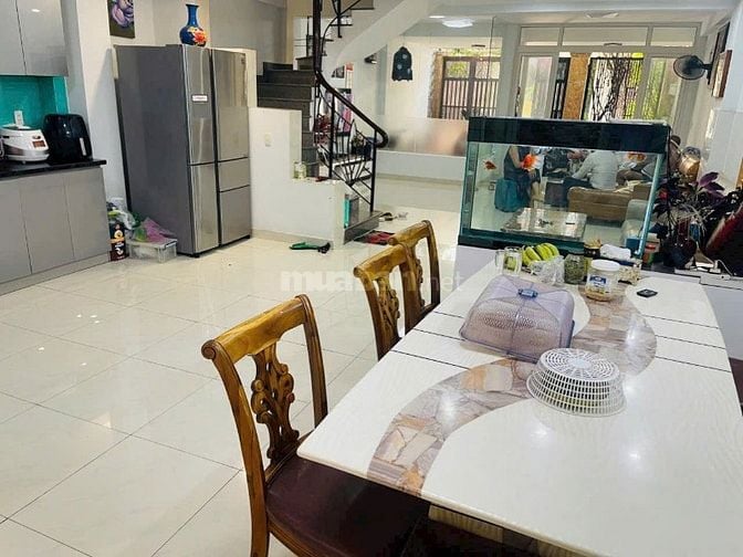 Bán nhà khu Tân Quy Đông 108m2 sổ hồng. Giá 19 tỷ thương lượng