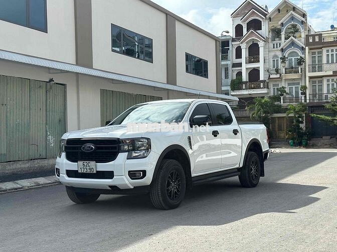 Ford Ranger XLS 2023 - Bảo Hành Hãng Đến 2026