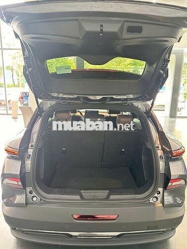 VinFast VF6 Plus 2025