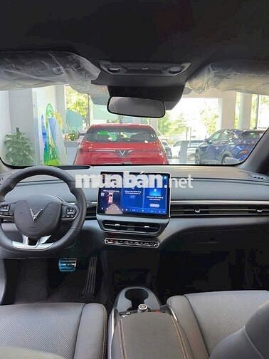 VinFast VF6 Plus 2025