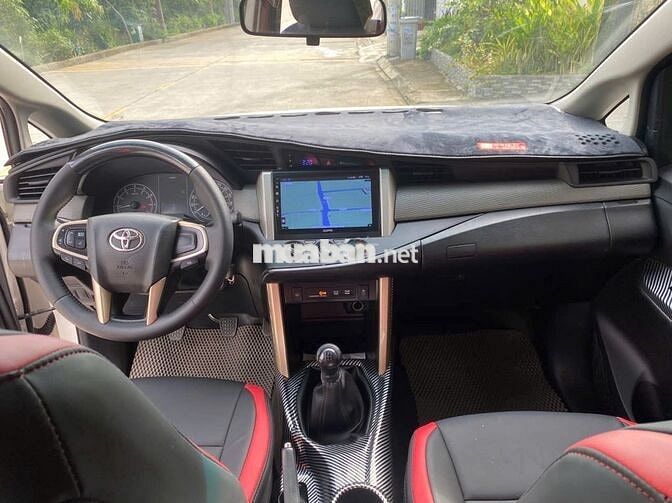 Toyota Innova 2019 2.0E - 80000 km