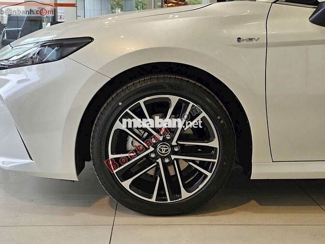 Toyota Camry 2.5 HEV Top 2025