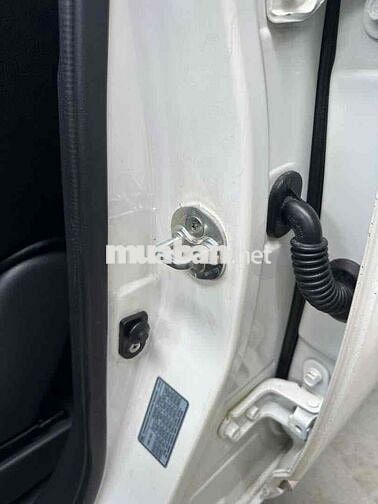 Kia Carens 2015 MT