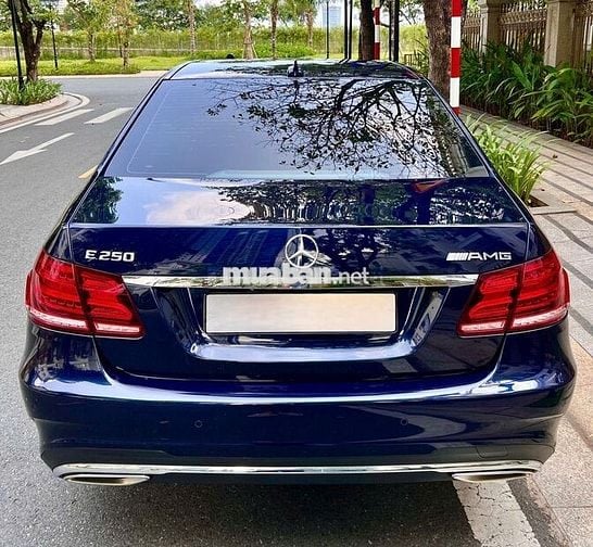 Mercedes Benz E Class 2015 E250 AMG - 75000 km