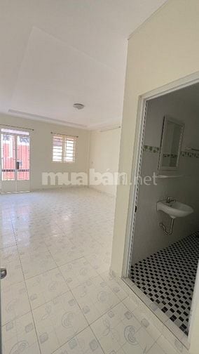 Bán nhà quận 7 gần chợ tân qui 