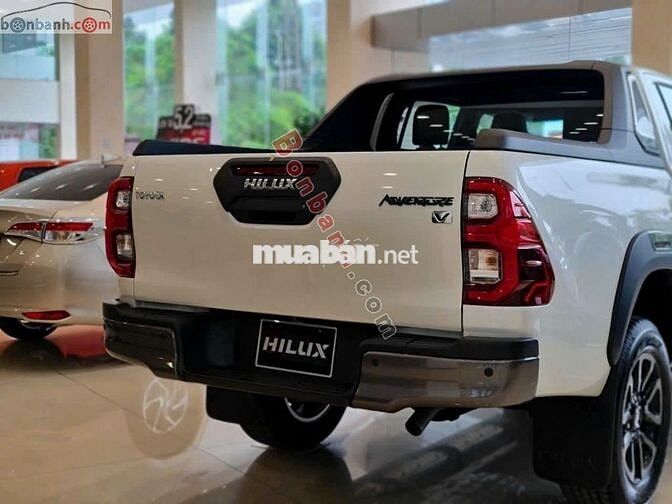 Toyota Hilux Adventure 2.8L 4x4 AT 2025