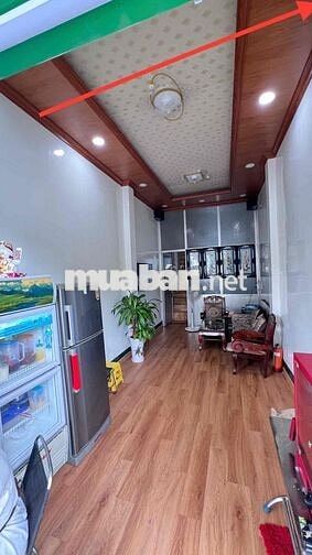 Nhà mặt tiền kinh doanh có máy lạnh gần trường 5 học