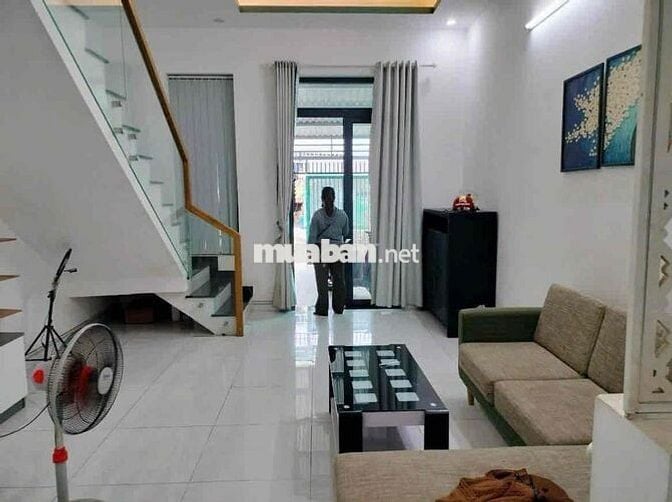 Bán nhanh nhà cho thuê 8tr/ tháng ngay KP Bình Phước giá 1 tỷ 2/106m2