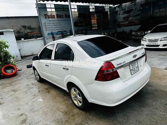 Chevrolet Aveo 2016 LTZ 1.5 AT - 159 tr ngay chủ