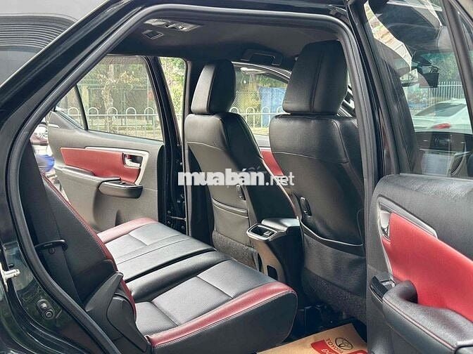 FORTUNER LEGENDER MẪU MÃ HIỆN ĐẠI