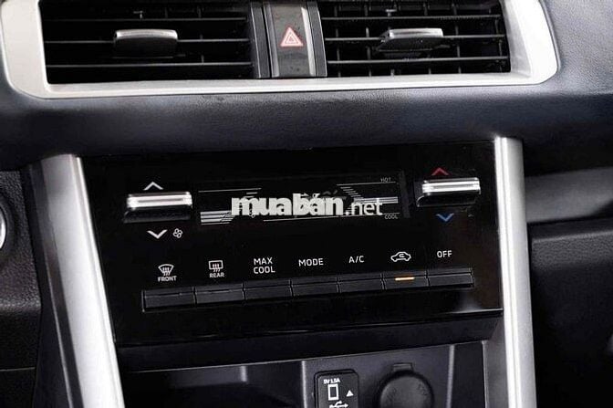 Mitsubishi Xpander 2025 Cross 1.5 AT Giao Ngay