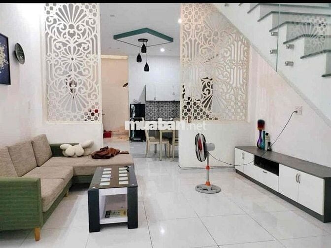 Bán nhanh nhà cho thuê 8tr/ tháng ngay KP Bình Phước giá 1 tỷ 2/106m2