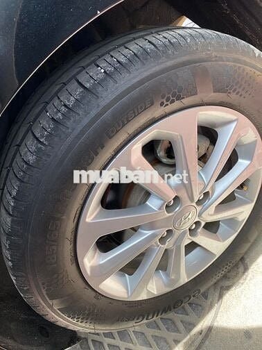Hyundai Accent 2020 1.4AT - 70000 km