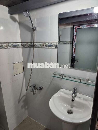 PHÒNG TRỌ GIÁ RẺ - NGUYÊN TÒA MỚI XÂY - 30M2 - BAN CÔNG - VIEW XỊN -