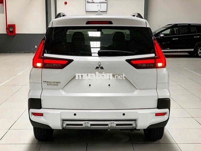 Mitsubishi Xpander 2025 Cross 1.5 AT Giao Ngay
