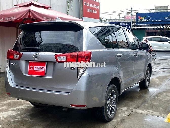 Toyota Innova số sàn 2024 xe mới ngừng sản xuất