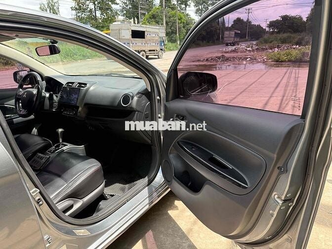Attrage 2018 1.2 CVT Eco - nhập Thái . có nhận đổi