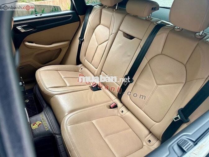 Porsche Macan 2.0 2022 - 3 Tỷ 89 Triệu