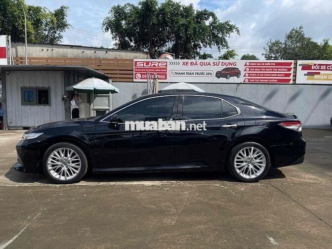 CAMRY 2.5Q đậm chất chủ tịch