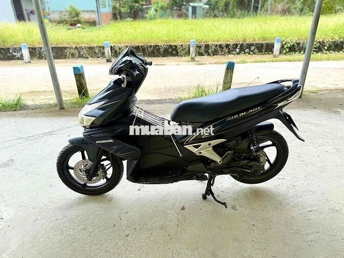-Em Bán Air Blade 209 Máy Zin Êm Ấm Xe Sạch Đẹp
