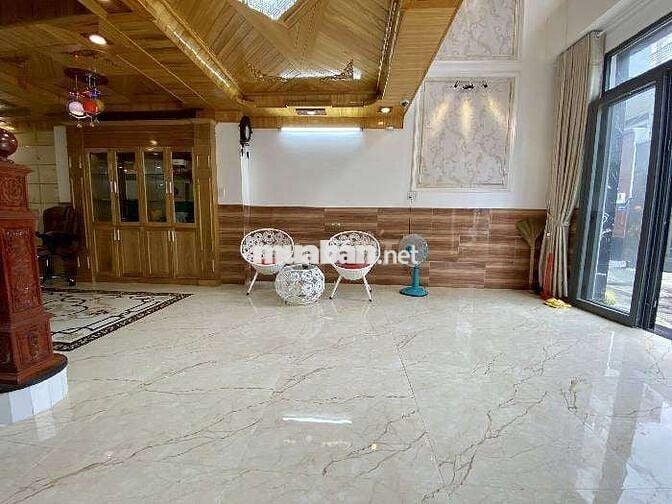 Nhà 5 Tầng 60M2, TK Đẹp, HxH tận cửa, 4 PN master