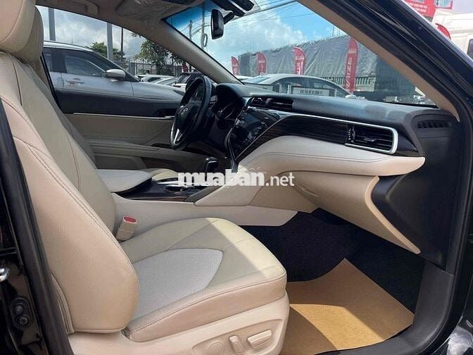 CAMRY 2.5Q đậm chất chủ tịch