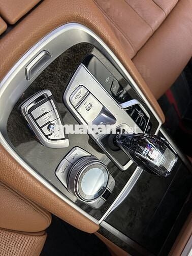 BMW 7 Series 2020 730Li M Sport - 50000 km